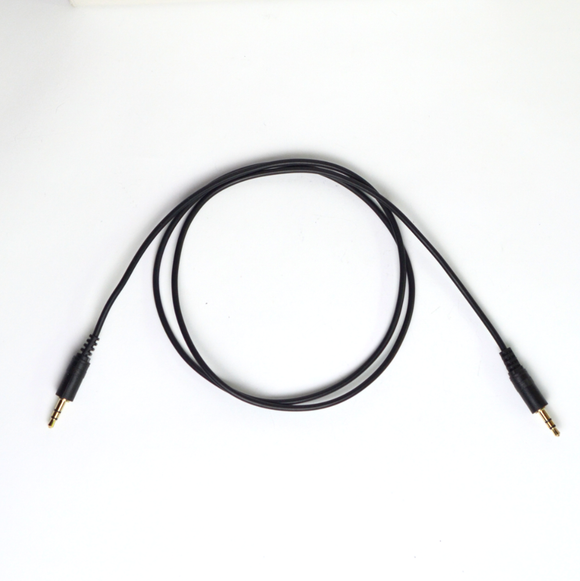 Aux cable, 3.5 mm jack straight, 1 m